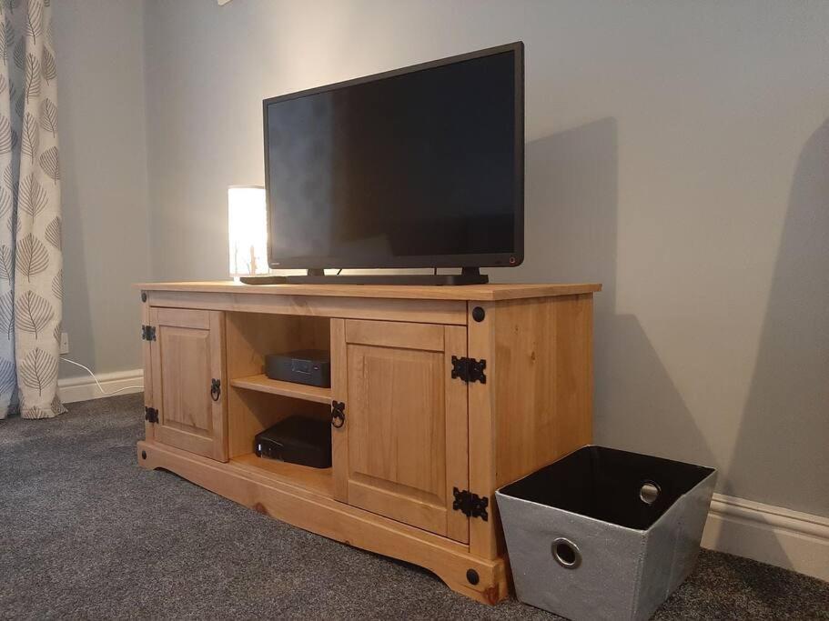 Holiday home Maria's Garden House For Contractors And Families Ollerton
