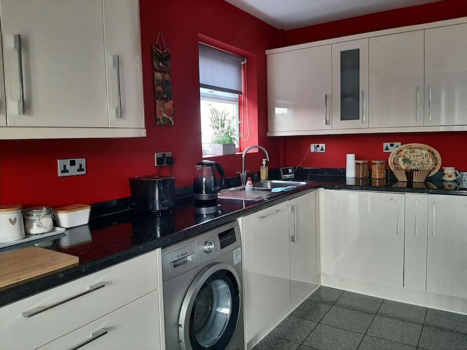 Holiday home Maria's Garden House For Contractors And Families Ollerton