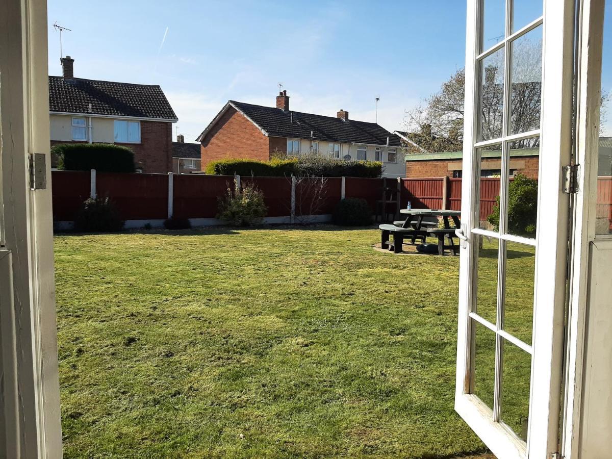 Maria's Garden House For Contractors And Families *