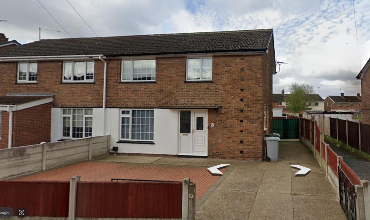 Maria's Garden House For Contractors And Families Holiday home *